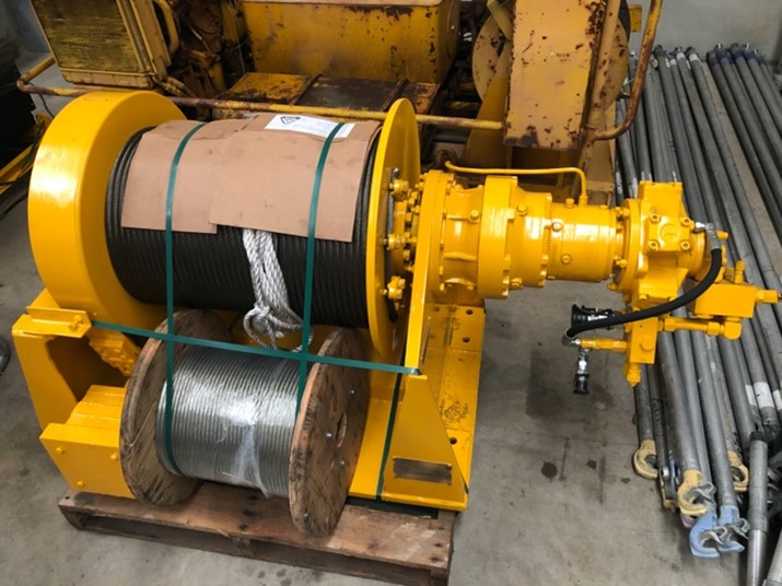 Electric hydraulic hoist